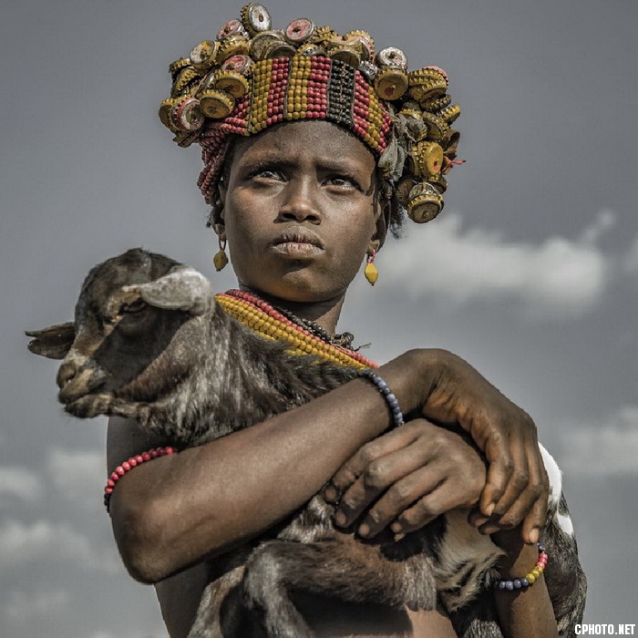 Tribal People in Ethiopia 18_调整大小.jpg