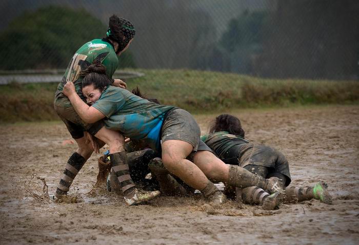 woman rugby aa15.jpg