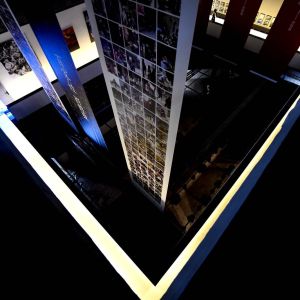 重庆：“忠州八景”摄影展开展 “环形立体展厅”呈现视觉盛宴