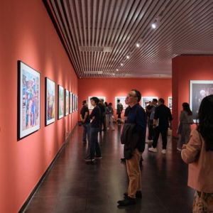 用影像记录“丝路故事” 胡延安摄影艺术展在长沙举行